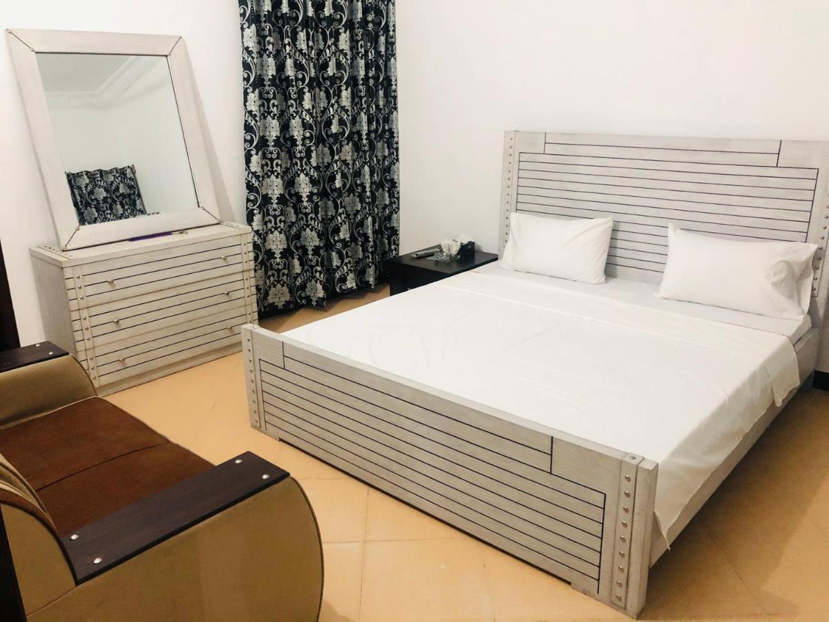 Lux Lounge Guest House اسلام اباد المظهر الخارجي الصورة