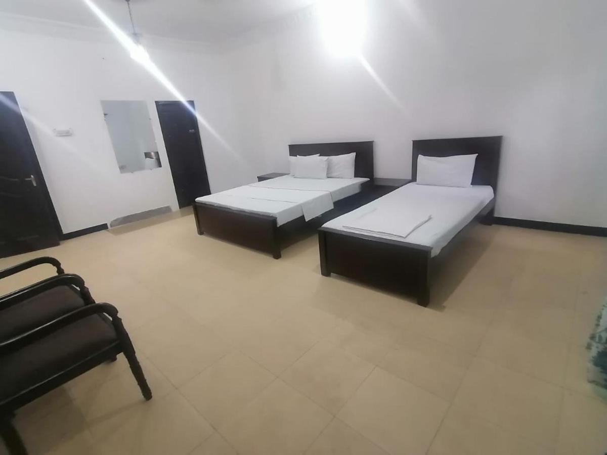 Lux Lounge Guest House اسلام اباد المظهر الخارجي الصورة