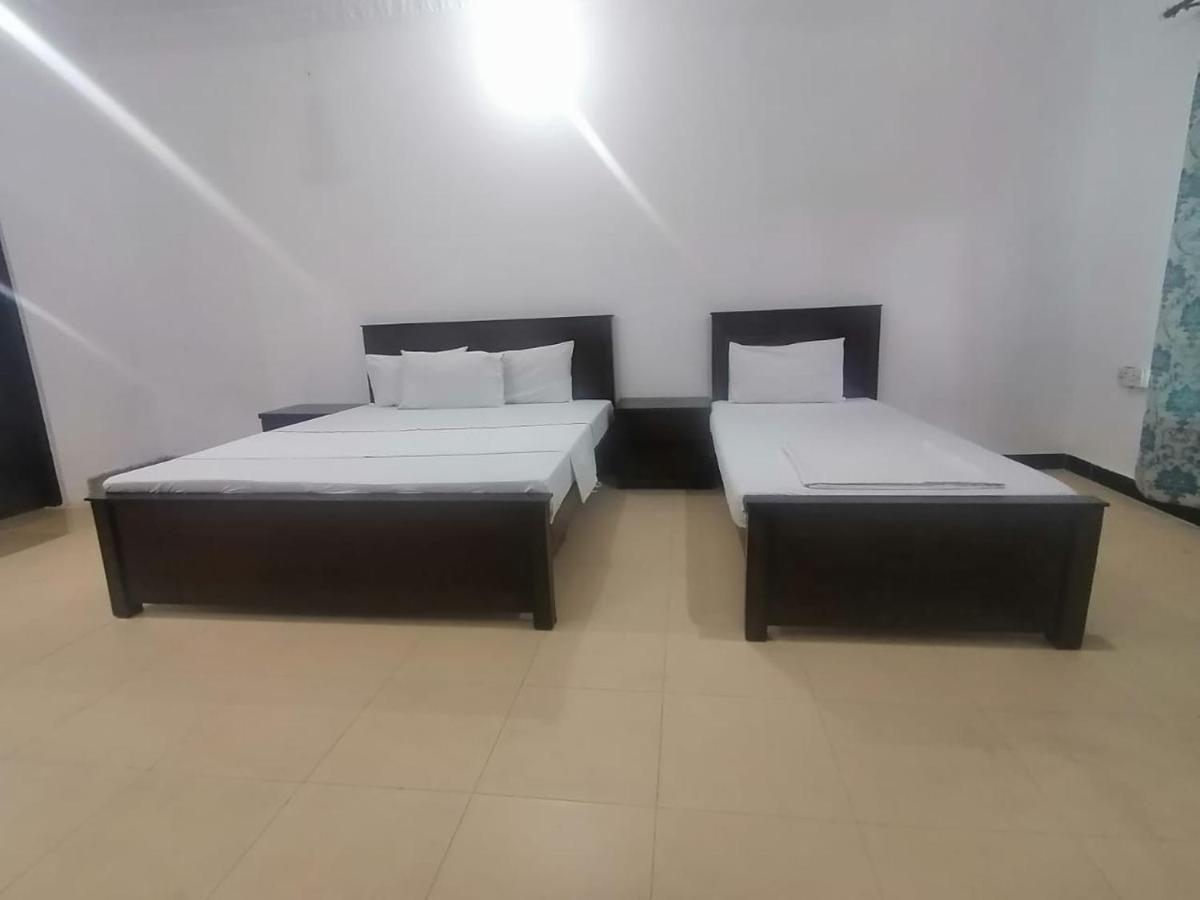 Lux Lounge Guest House اسلام اباد المظهر الخارجي الصورة